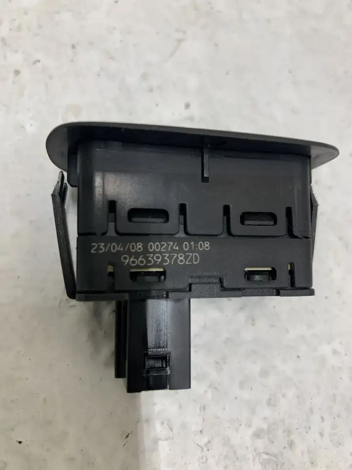 Citroen C4 I Picasso (2006 - 2013) 96639378ZD Блок кнопок стеклоподъемников — фото 2