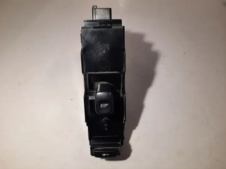 Volvo V70 (2000 - 2004) 30658147 Кнопка стеклоподъемников — фото 3