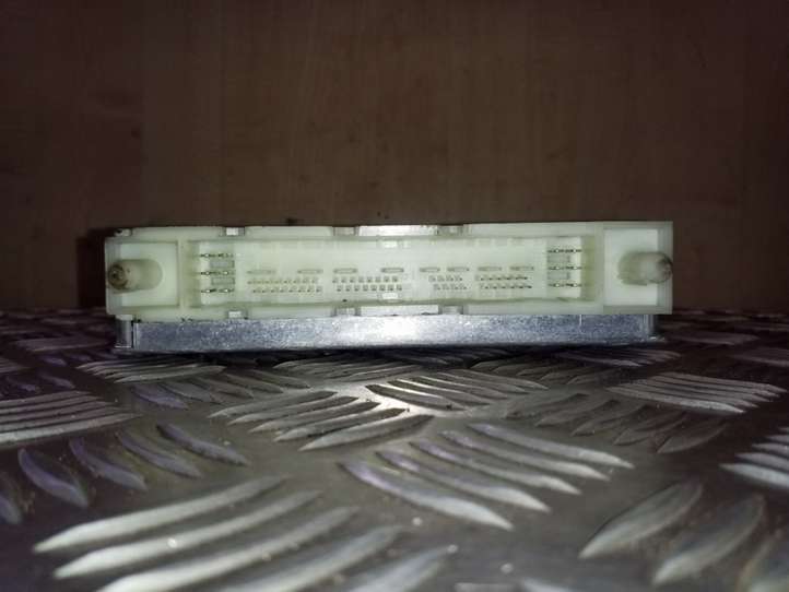 Volvo V70 (2000 - 2004)  00008863A1 Блок управления двигателя