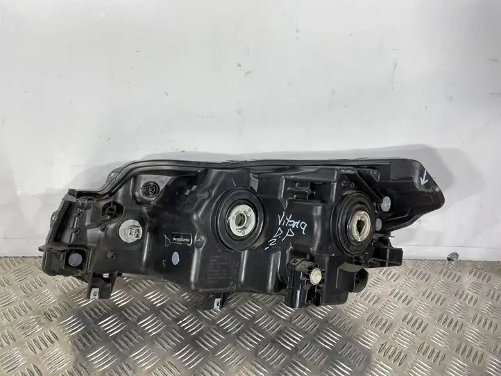 Suzuki Vitara (2014 - 2018) 10018098 Передняя фара — фото 4