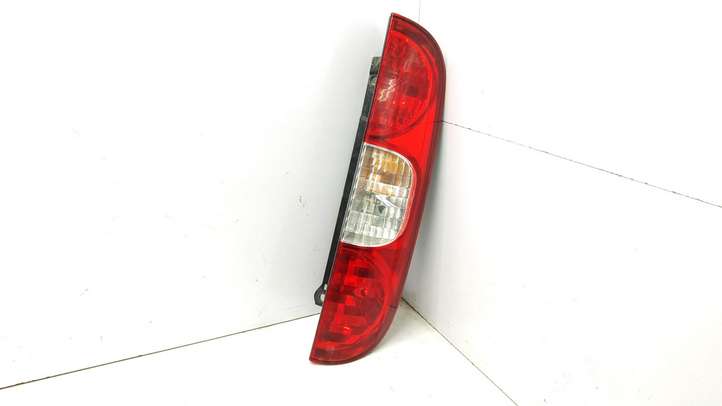 Fiat Doblo (2000 - 2009)  51755144 Задний фонарь в кузове