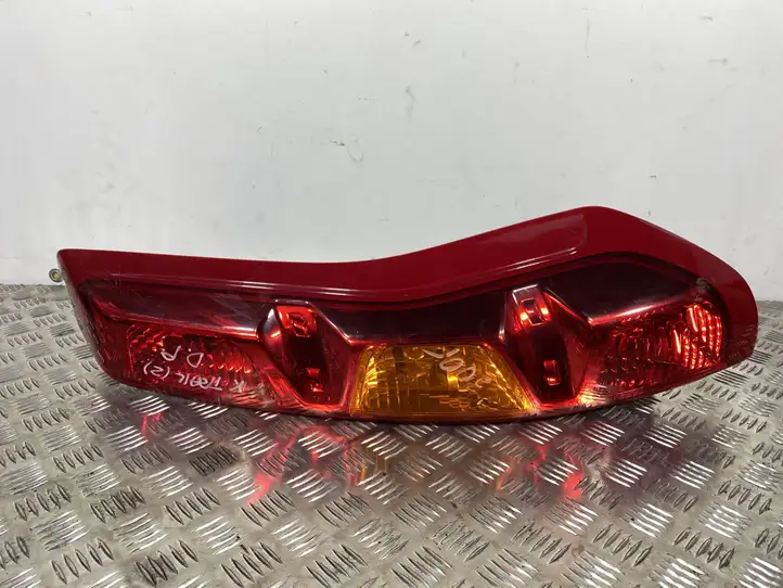 Nissan X-Trail T31 (2007 - 2014) 22063929 Задний фонарь в кузове — фото 1