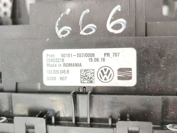 Volkswagen up! (2011 - )  1S0035156H Блок управления кондиционера воздуха / климата/ печки (в салоне)