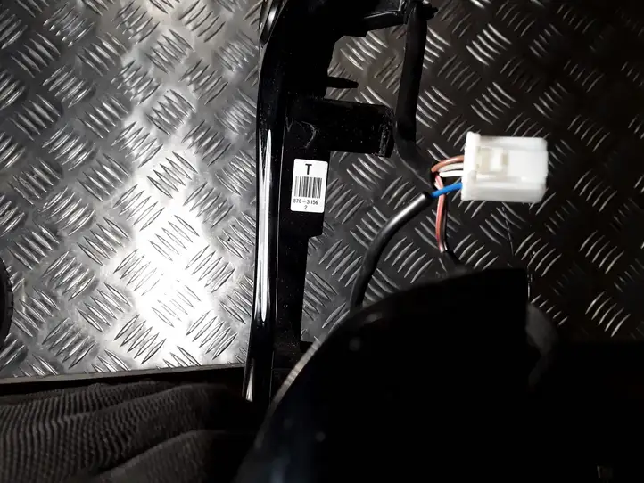 Toyota Aygo AB40 (2014 - 2018) 8703156 Кнопки на рулевом колесе — фото 2