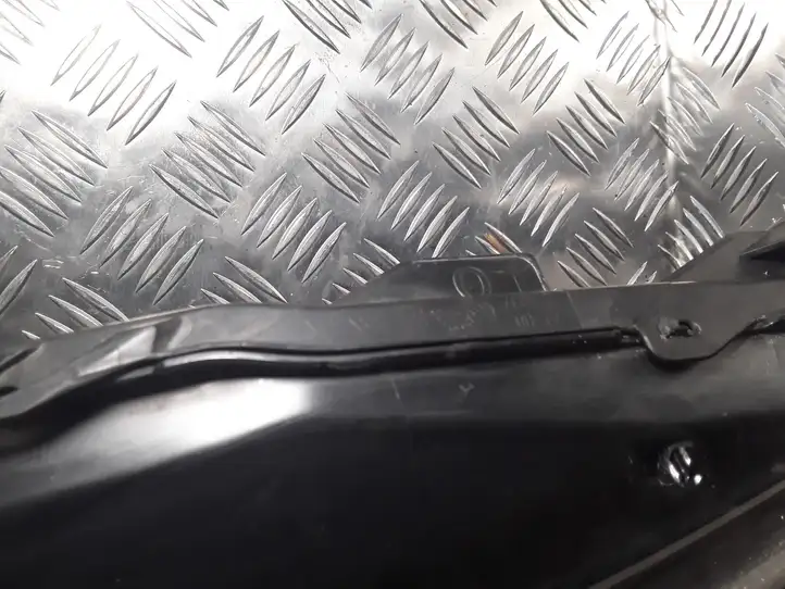 Toyota Aygo AB40 (2014 - 2018) Передняя фара — фото 3