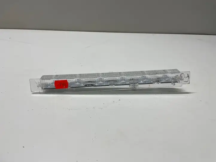 BMW 3 F30 F35 F31 (2012 - 2018) A079773 Дополнительный стоп фонарь — фото 1