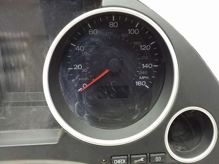 Audi A4 (2007 - 2011)  8H0920951E Спидометр (приборный щиток)