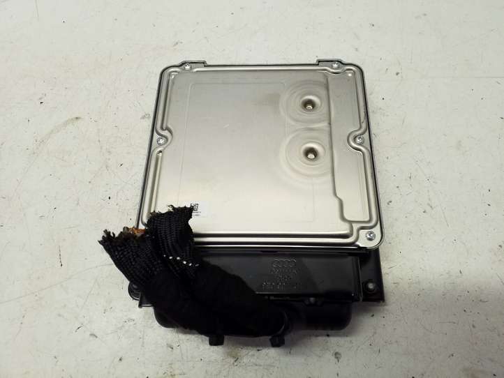 Audi A4 (2007 - 2011)  8H0910401A Блок управления двигателя