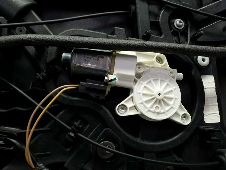 Chrysler Town and Country (2010 - 2016)   Боковые раздвижные двери