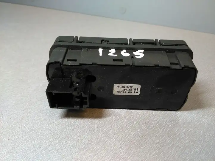 Opel Signum (2002 - 2008) 09185955 Блок кнопок стеклоподъемников — фото 2