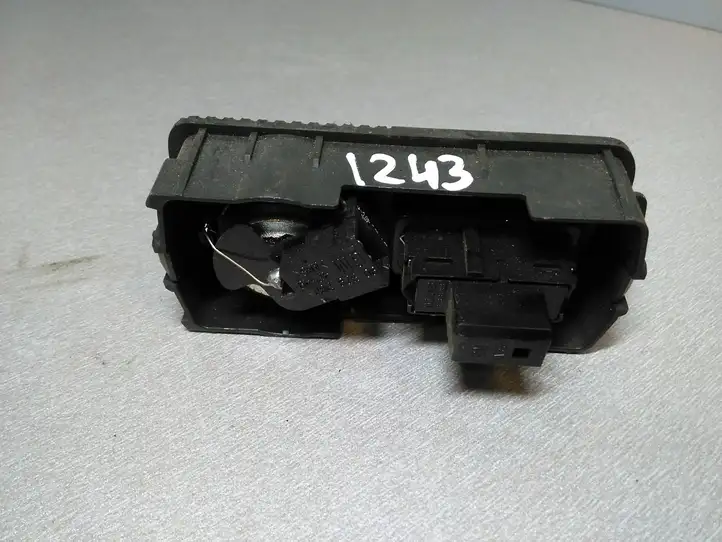 Opel Signum (2002 - 2008) 09185959 Блок кнопок стеклоподъемников — фото 2
