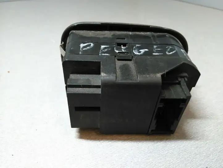 Peugeot 206 (1998 - 2012) 9654858977 Блок кнопок стеклоподъемников — фото 2