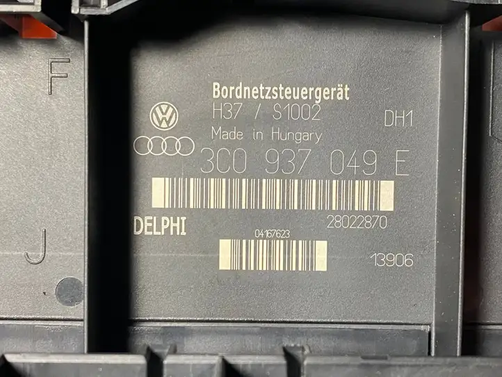 Volkswagen PASSAT B6 (2005 - 2010) 3C0937049E Модуль комфорта — фото 2