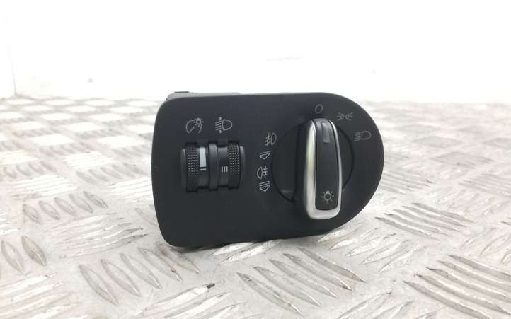 Audi TT (2006 - 2010)  8J2941531K Включатель фонарей