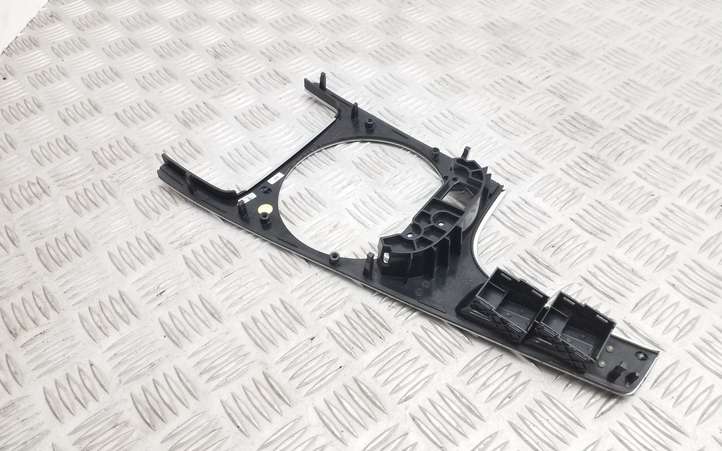 Audi TT (2006 - 2010)  8J2863916AJF Рамка рычага переключения передач
