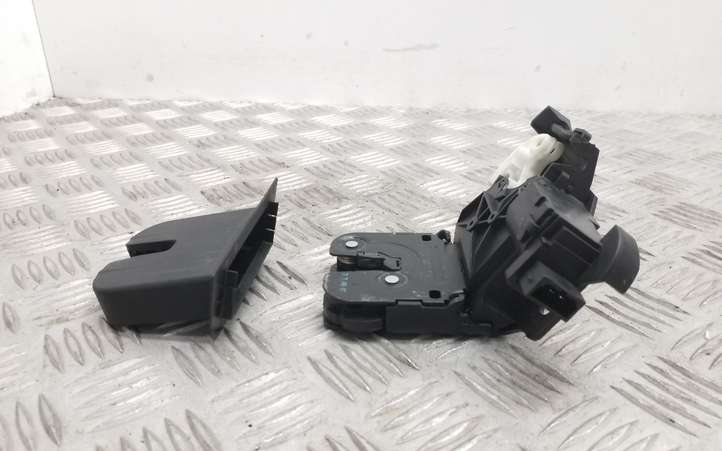 Audi TT (2006 - 2010)  8P4827505C Замок задней крышки