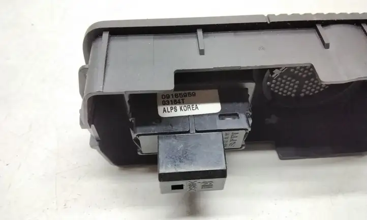 Opel Vectra C (2002 - 2005) 09185959 Блок кнопок стеклоподъемников — фото 2
