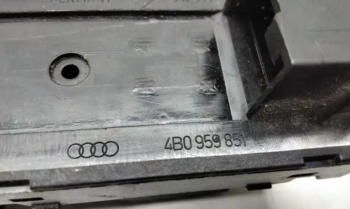 Audi A6 S6 C5 4B (1997 - 2001) 4B0959851 Блок кнопок стеклоподъемников — фото 3