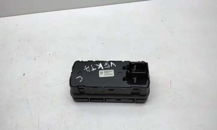 Opel Vectra C (2002 - 2005) 09185954 Блок кнопок стеклоподъемников — фото 2