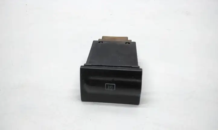 Skoda Octavia Mk1 (1U) (1996 - 2004) 1U0959621A Кнопка обогрева стекла — фото 1
