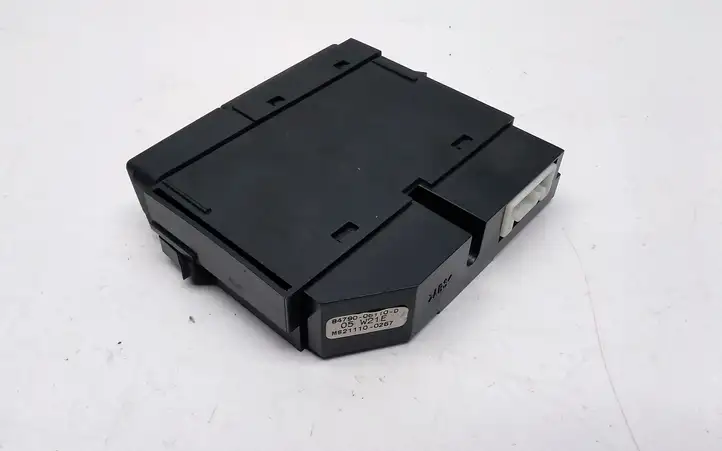 Toyota Avensis T250 (2003 - 2006) 8479005110D Кнопка обогрева стекла — фото 3