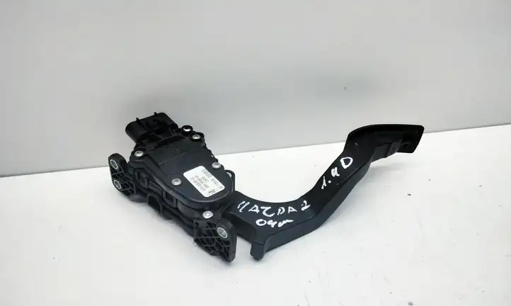 Mazda 2 (2003 - 2007) 2S619F836AA Педаль акселератора — фото 1