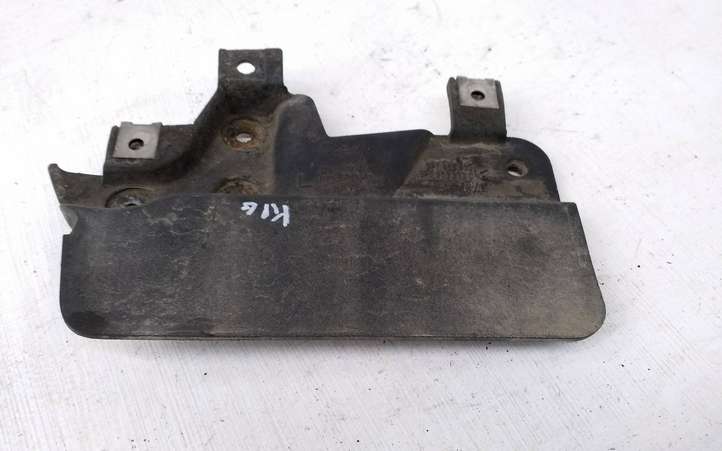 Audi A3/S3 8P (2004 - 2008)  8P0853833C Задний брызговик