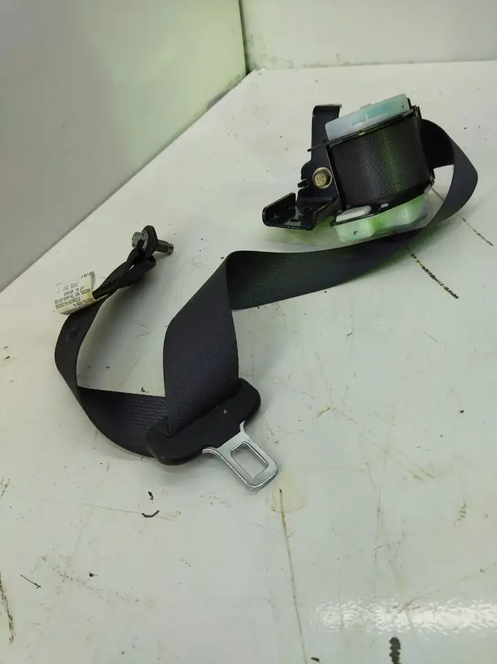 Subaru WRX STI (2007 - 2014) 64660FG151JI Задний ремень безопасности — фото 1