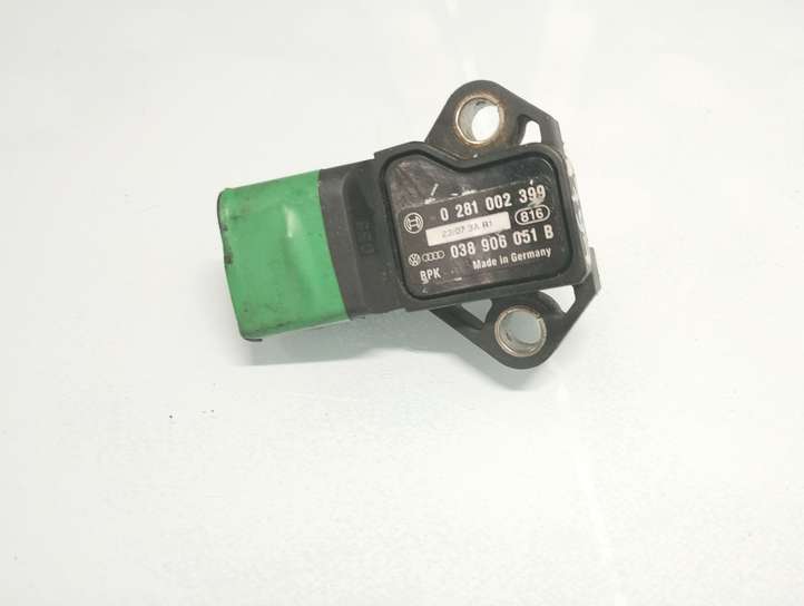Volkswagen PASSAT B6 (2005 - 2010)  0281002399 Датчик давления воздуха