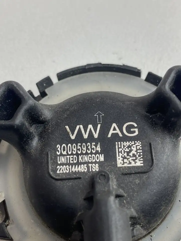 Volkswagen PASSAT B8 (2015 - ) 3Q0959354 Датчик удара SRS — фото 3