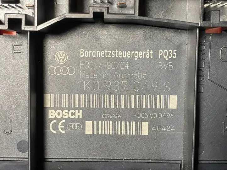 Volkswagen PASSAT B6 (2005 - 2010) 1K0937049S Модуль комфорта — фото 3