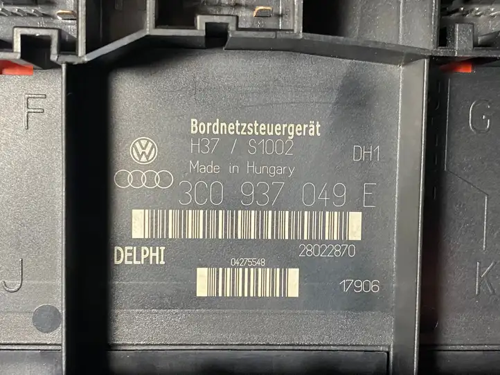 Volkswagen PASSAT B6 (2005 - 2010) 3C0937049E Модуль комфорта — фото 2