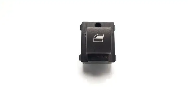 BMW 7 E65 E66 (2001 - 2008) 8379597 Кнопка стеклоподъемников — фото 1