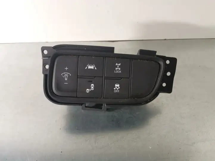 Hyundai Santa Fe (2018 - 2020) 93700S2050 Прочие блоки управления — фото 1
