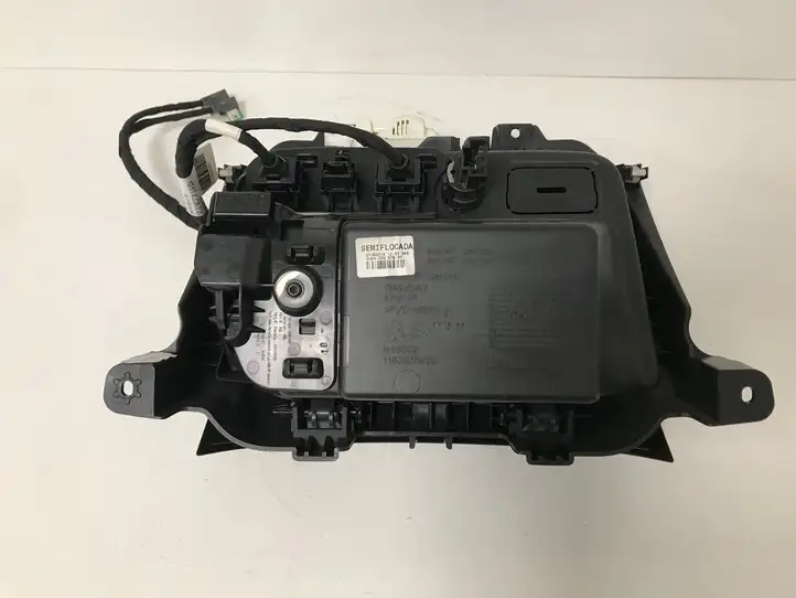 Citroen C4 Grand Picasso (2013 - 2016) 1162835XZD Ящик центральной консоли — фото 4