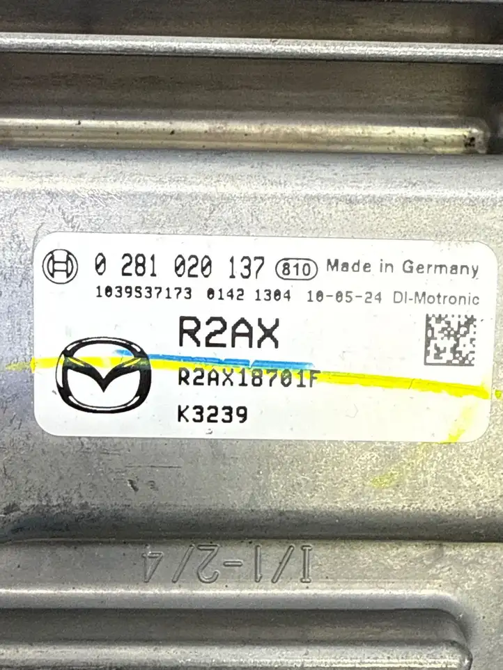 Mazda CX-7 (2009 - 2014) R2AX18701F Блок управления системой выбросов — фото 3
