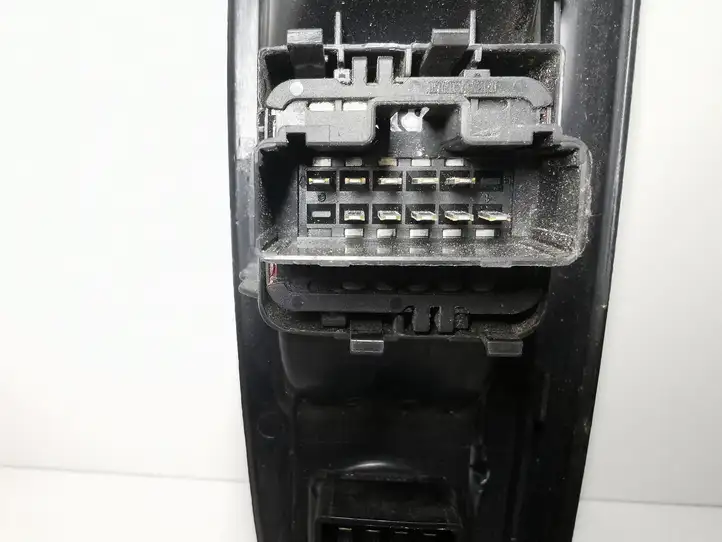Renault Clio II (2001 - 2005) 8200084008 Блок кнопок стеклоподъемников — фото 4