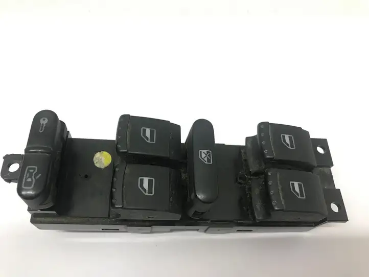 Volkswagen Golf IV (1998 - 2005) 1J4959857D Блок кнопок стеклоподъемников — фото 1