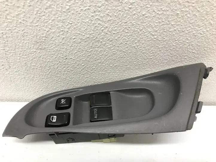 Nissan Almera N16 (2000 - 2010) 80961 Блок кнопок стеклоподъемников — фото 6