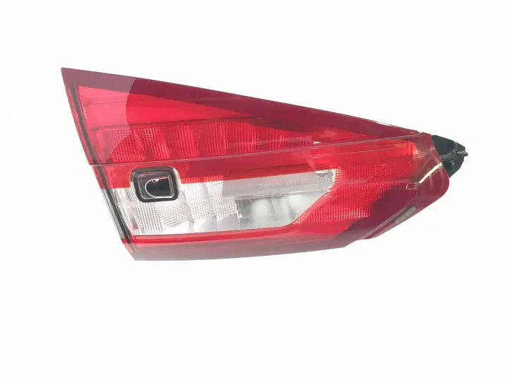 Ford Fusion II (2013 - ) KS7313A603A Задний фонарь в крышке багажника — фото 1