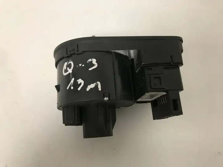 Audi Q3 8U (2011 - 2014) 8X2941531 Включатель фонарей — фото 2