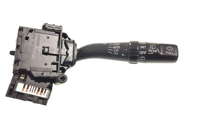 Toyota Avensis T250 (2003 - 2006) 8465205170 Переключатель стеклоочистителей — фото 1