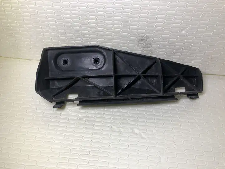 Toyota Corolla Verso AR10 (2004 - 2009) 252630F010 Кронштейн заднего бампера — фото 1