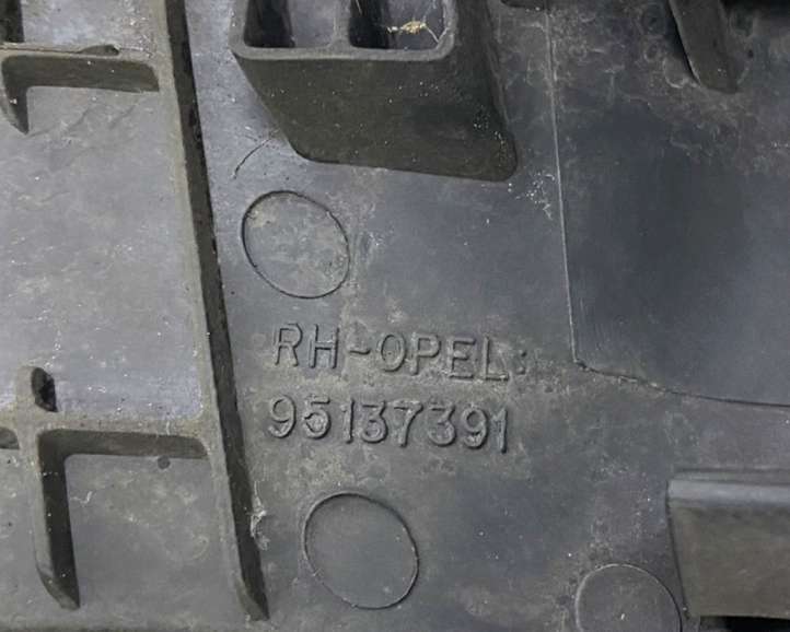 Opel Mokka (2012 - 2016)  95137391 Отделка стоек лобового стекла