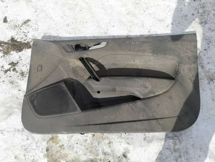 Audi A1 (2010 - 2014)  8x3868110 Обшивка передней двери