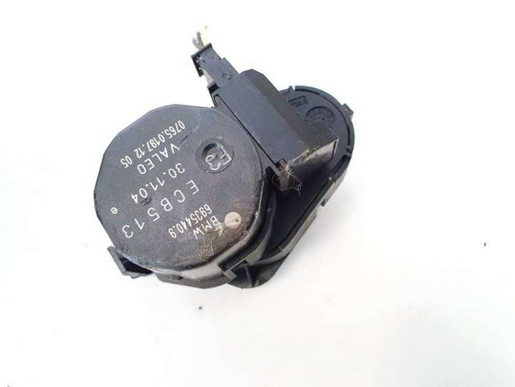 BMW X5 E53 (1999 - 2006)  69354409 Двигатель задвижки потока воздуха