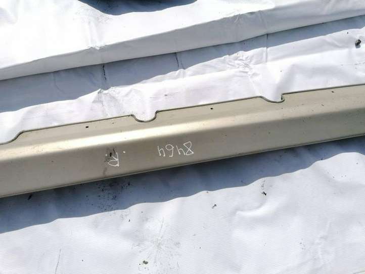 Hyundai i30 (2007 - 2012)   Порог