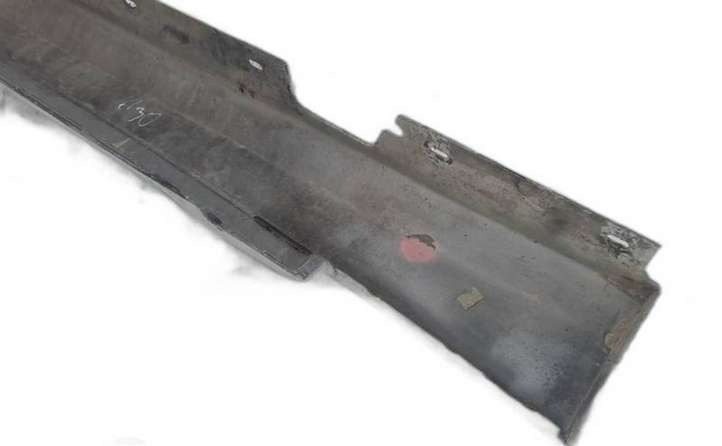 BMW 1 E81 E87 (2004 - 2011)  51777906816 Порог