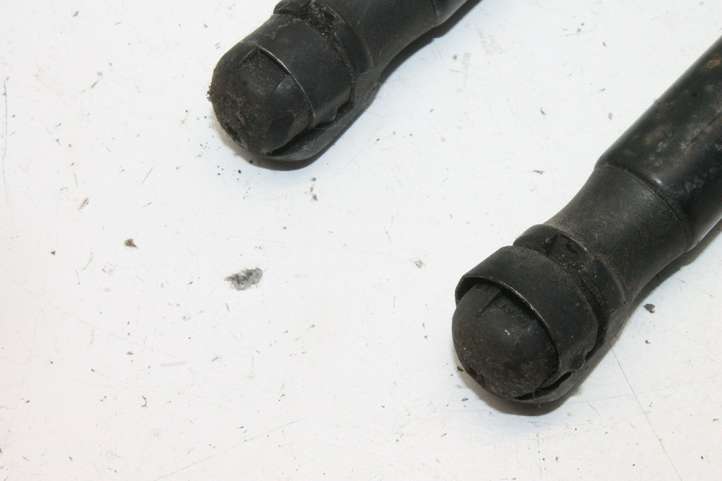 Mitsubishi Outlander (2007 - 2012)  5802A304 Притягиватель задней крышки