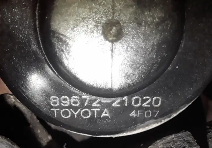 Toyota Corolla E120 E130 (2000 - 2004) 8967221020 Дроссельная заслонка — фото 2